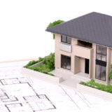 住宅と設計図